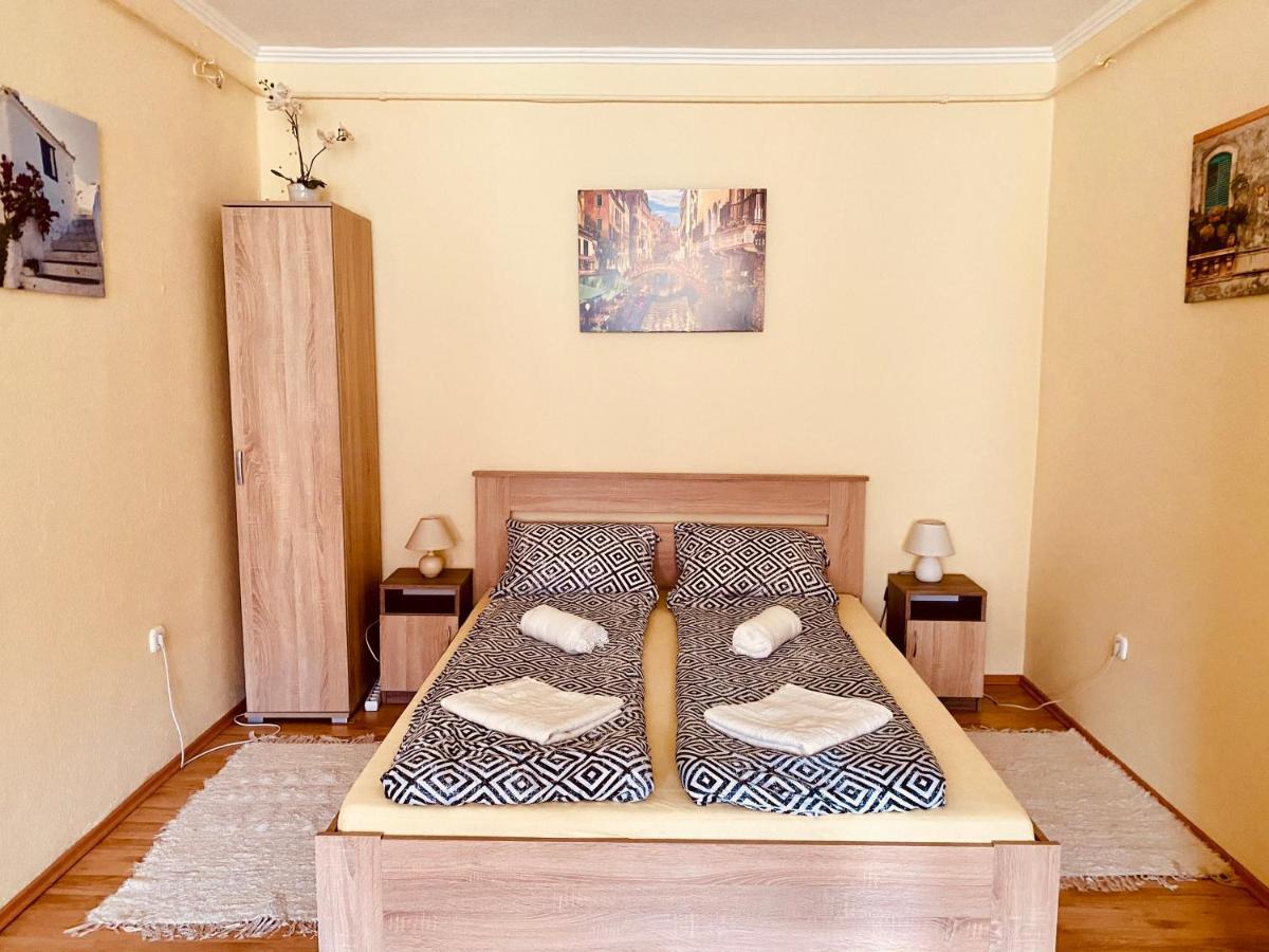 Victoria Apartman Eger Exterior photo