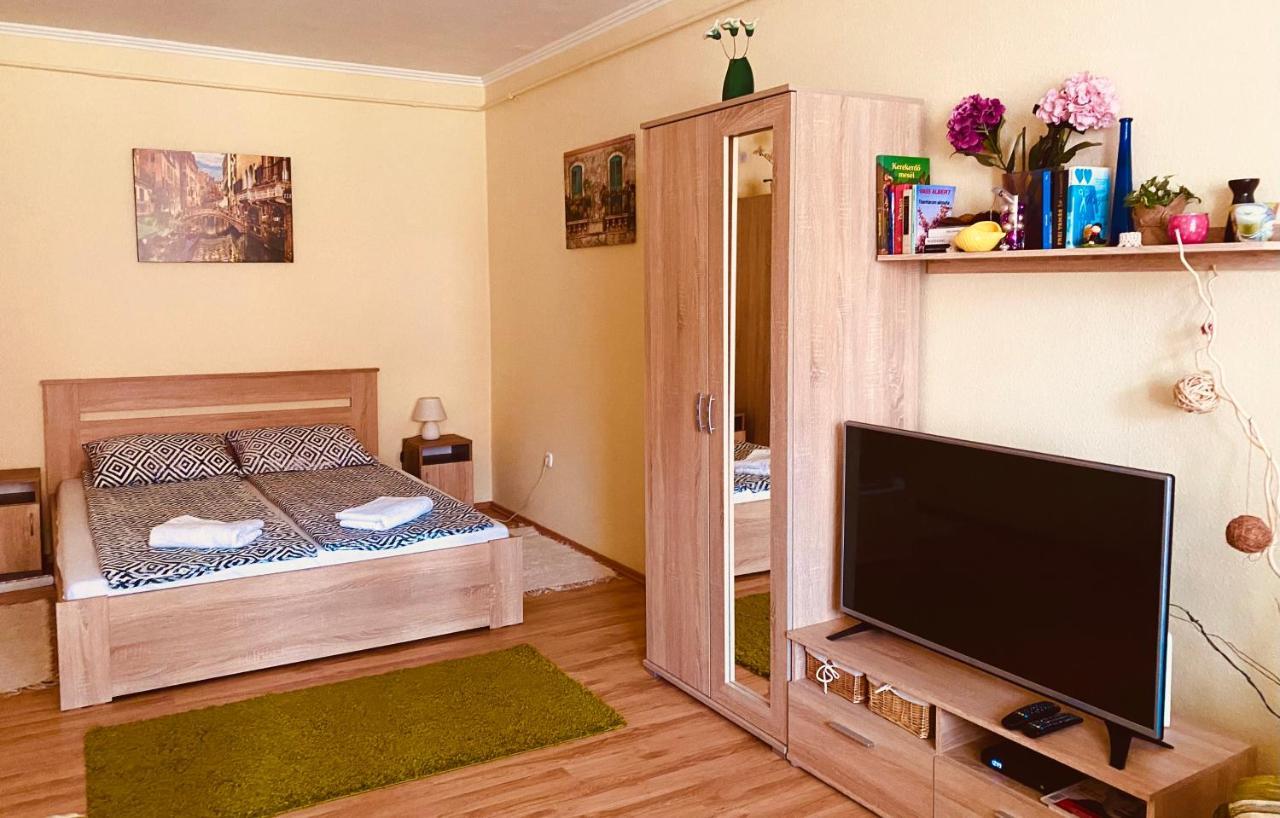 Victoria Apartman Eger Exterior photo